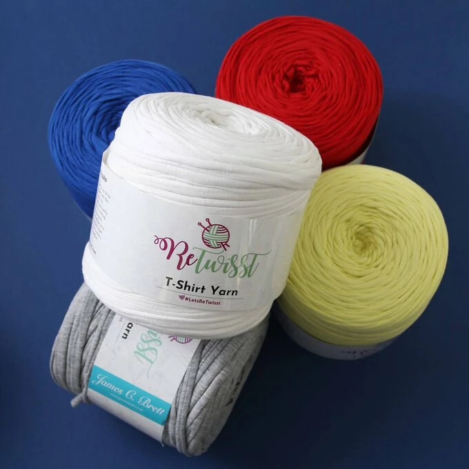 Coupon ⭐ James C Brett ReTwisst Red Shades T-Shirt Yarn 650g ???? - Image 3